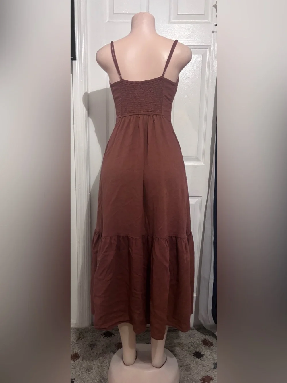 Abercrombie & Fitch Rust Tiered Deep V Maxi Dress - Picture 3 of 10